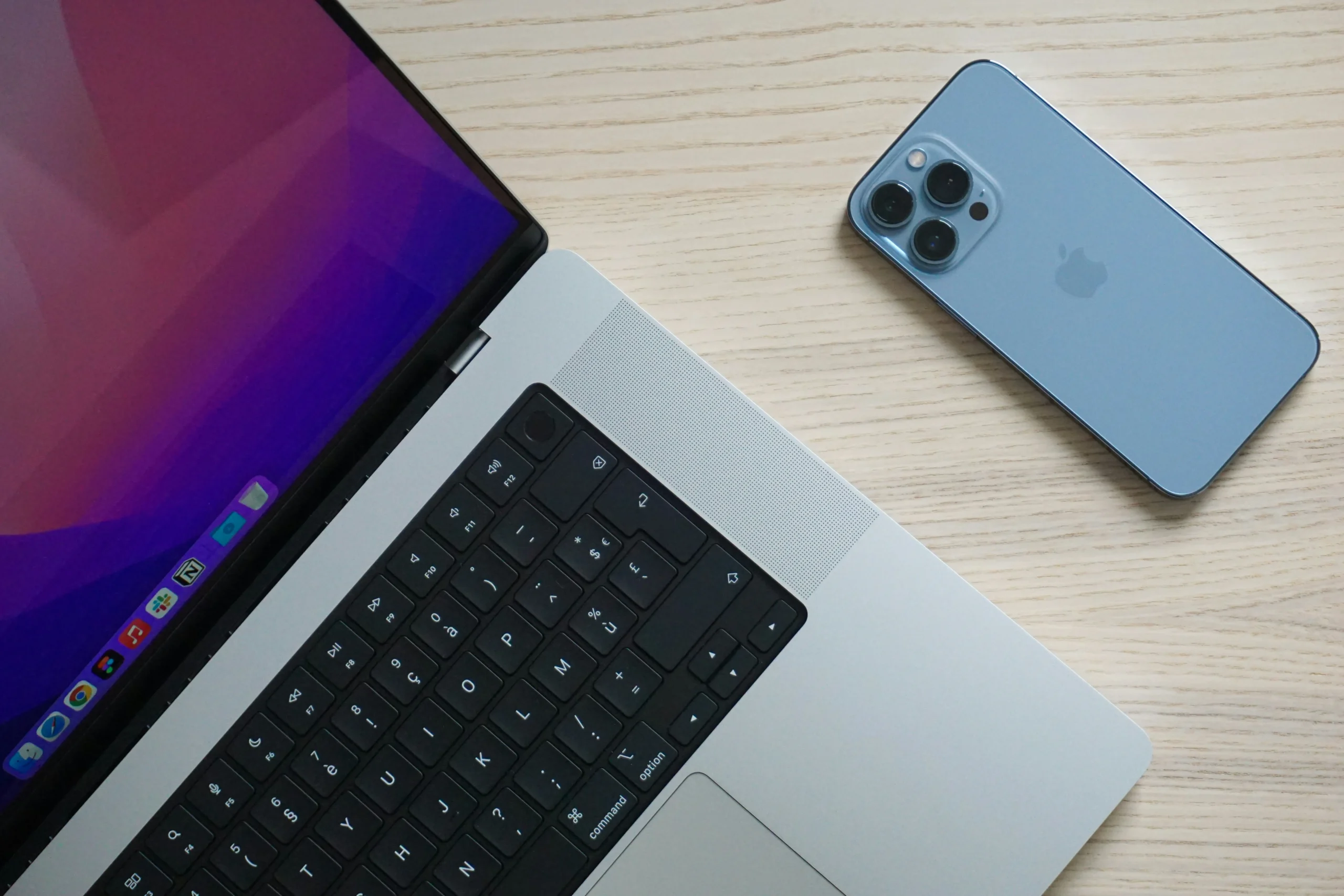 Old laptop and mobile selling online in Dubai